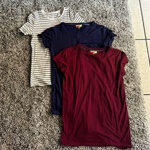 Women 3 shirts bundle, size medium